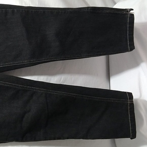 White House Black Market Slim Capri Noir Jeans Sz.2 Feel Beautiful Like New - Picture 3 of 13